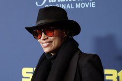 Rosario Dawson: 'Common Ground' reminds people to care about nature, food