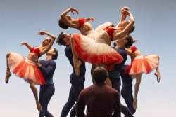 'Étoile' creators say ballet show evolved naturally from 'Mrs. Maisel'